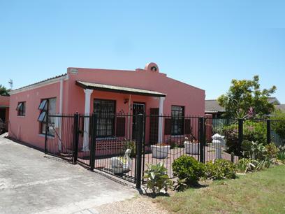 2 Bedroom House for Sale For Sale in Kraaifontein - Private Sale - MR16303