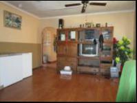 Dining Room - 18 square meters of property in Eldorado Park AH