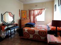 Bed Room 1 - 15 square meters of property in Rustenburg