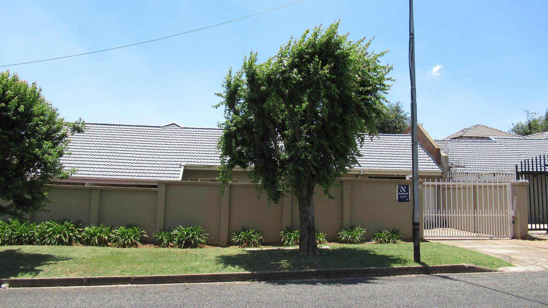 Front View of property in Ridgeway