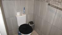 Guest Toilet - 3 square meters of property in Van Riebeeckpark