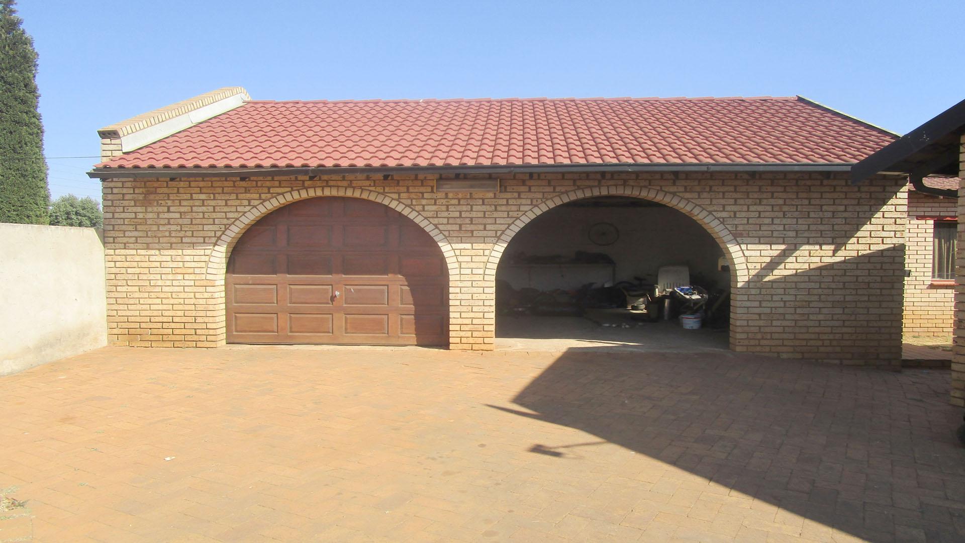 Standard Bank EasySell 3 Bedroom House For Sale In Boksburg