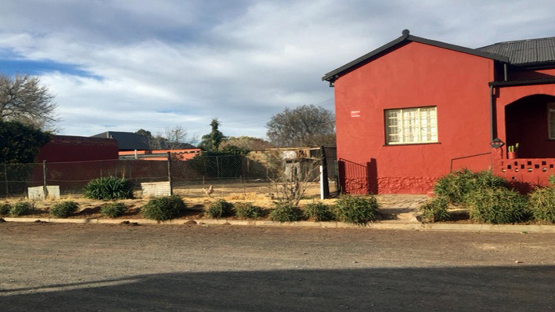 Front View of property in Steynsburg