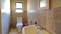 Bathroom 1 - 5 square meters of property in Halfway Gardens