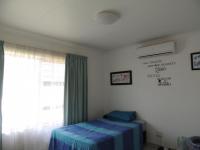 Main Bedroom - 14 square meters of property in Parkrand