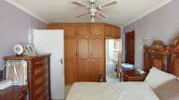 Main Bedroom - 18 square meters of property in Umlazi