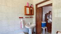 Main Bathroom - 6 square meters of property in Umlazi