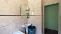 Bathroom 1 - 7 square meters of property in Umlazi