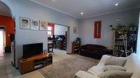 Lounges - 22 square meters of property in Observatory - CPT