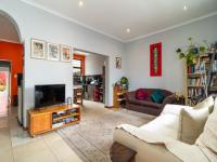 Lounges - 22 square meters of property in Observatory - CPT