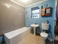 Bathroom 1 of property in Mitchells Plain