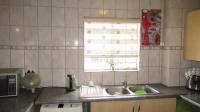 Kitchen - 9 square meters of property in Castleview