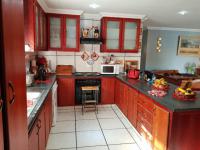 Kitchen - 16 square meters of property in Fochville