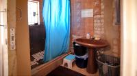 Bathroom 2 - 4 square meters of property in Emalahleni (Witbank) 