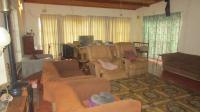 Lounges - 58 square meters of property in Mooilande AH