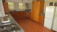 Kitchen - 13 square meters of property in Mooilande AH