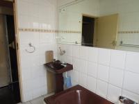 Bathroom 1 - 6 square meters of property in Mayberry Park