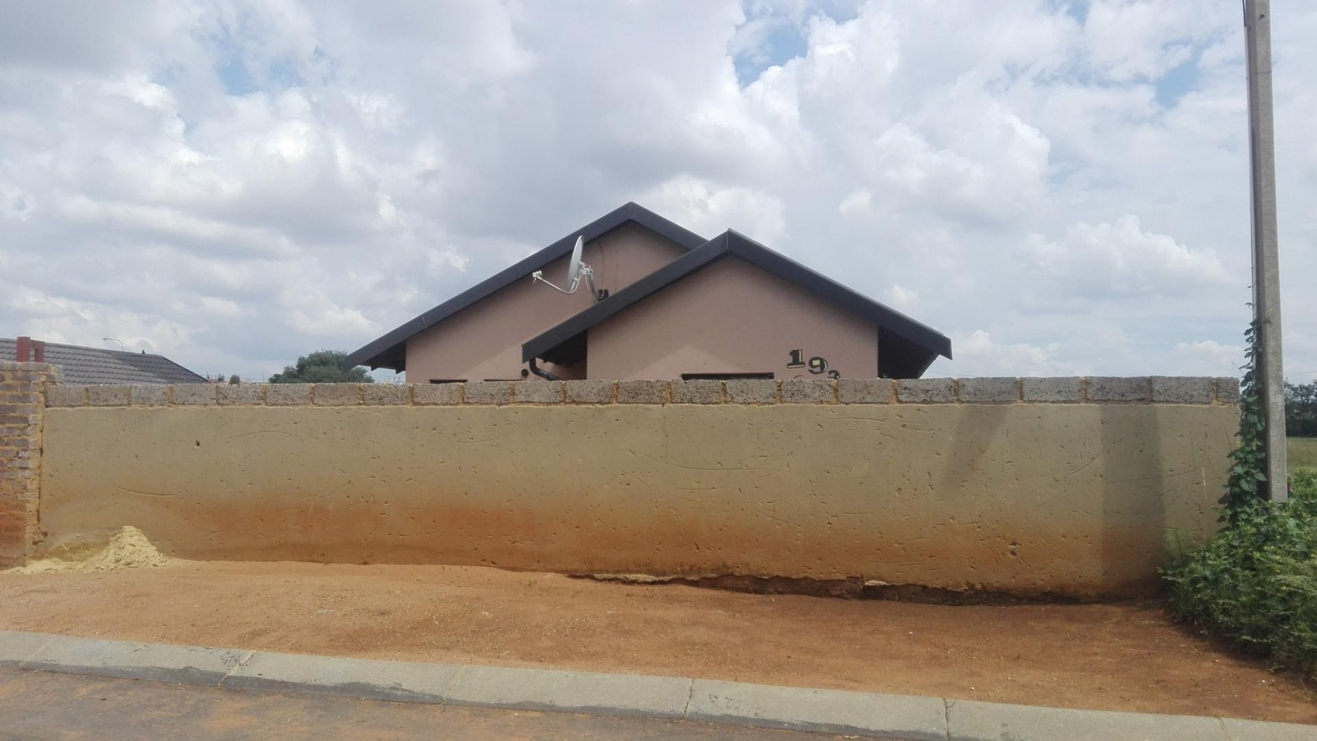 Front View of property in Sebokeng