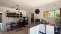 Kitchen - 20 square meters of property in Vaalpark