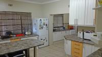 Kitchen - 20 square meters of property in Reddersburg