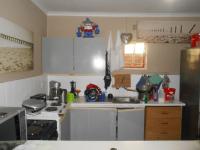 Kitchen - 13 square meters of property in Glenmarais (Glen Marais)