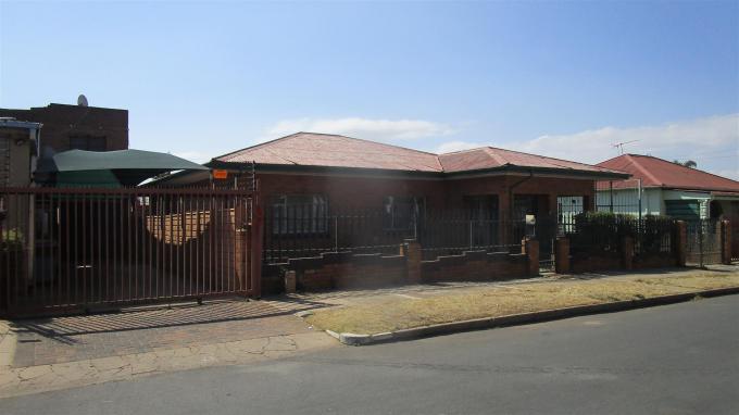 Standard Bank SIE Sale In Execution 4 Bedroom House for Sale in Krugersdorp - MR178139