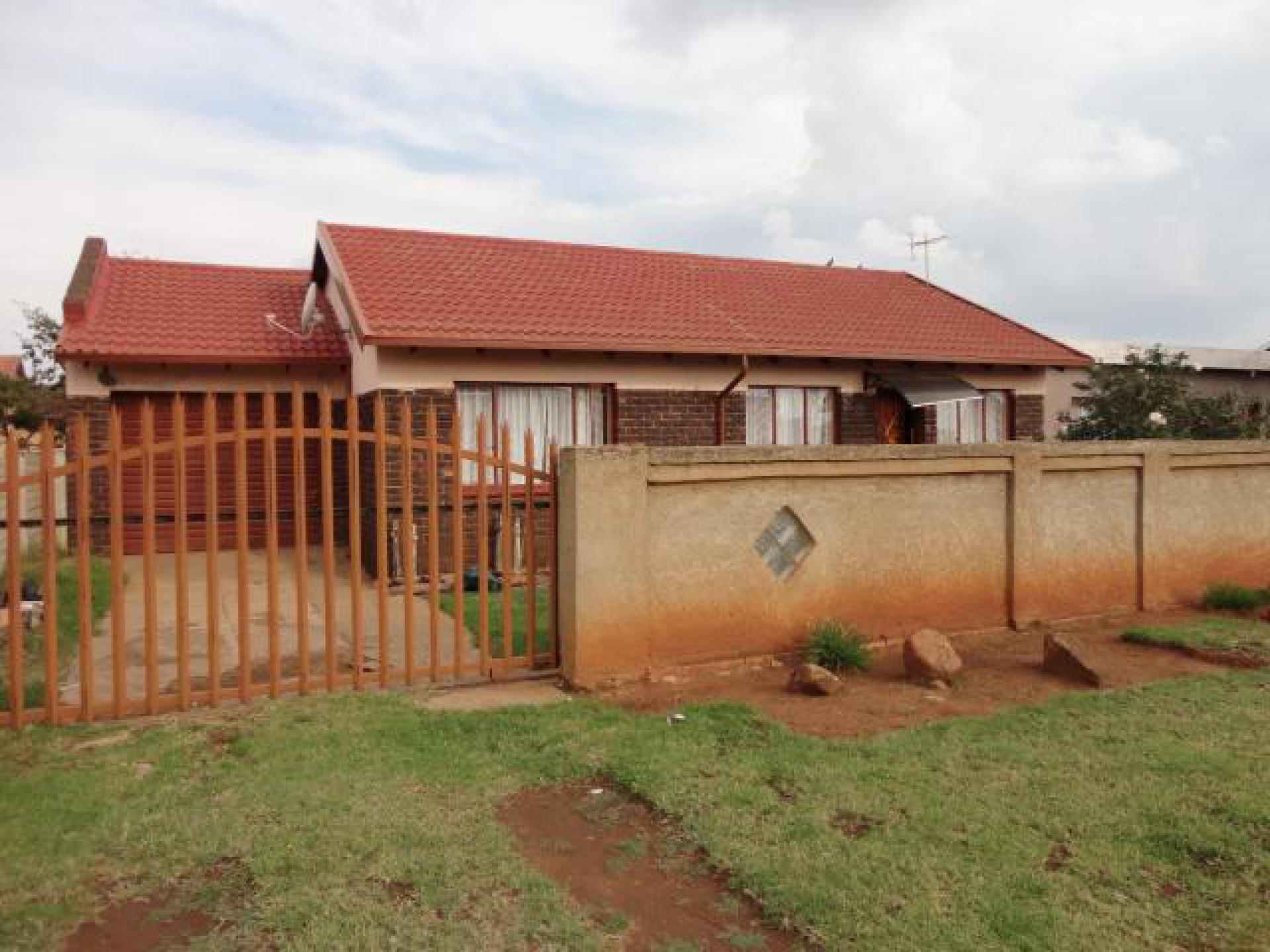 Front View of property in Sebokeng