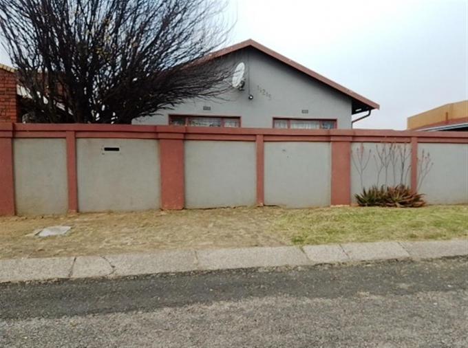 Standard Bank SIE Sale In Execution 3 Bedroom House for Sale in Kwa-Thema - MR179095