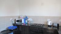 Kitchen - 10 square meters of property in Zandspruit