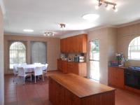 Kitchen - 17 square meters of property in Bonaero Park