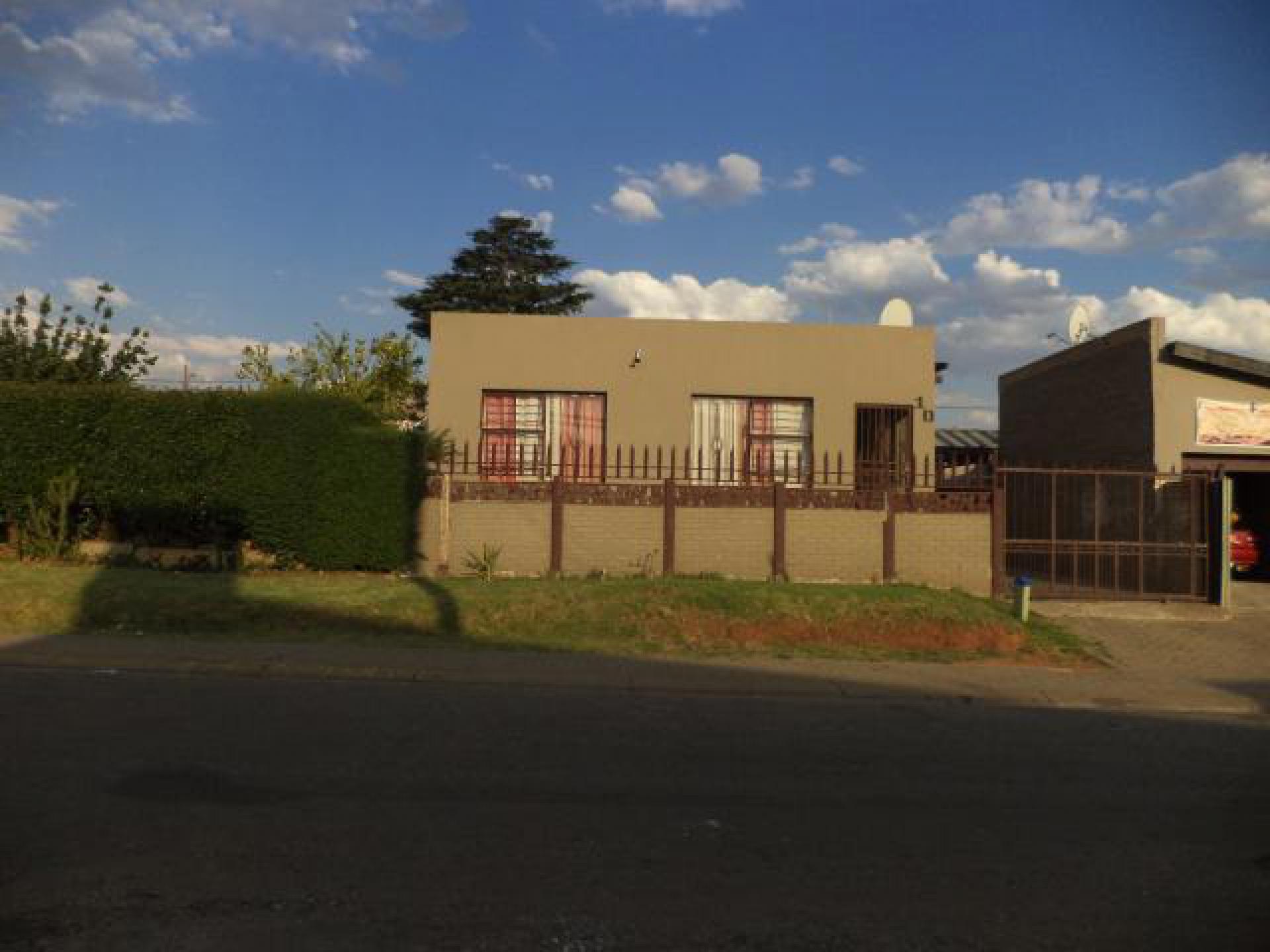 Front View of property in Eldorado Park AH