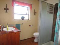 Bathroom 1 - 13 square meters of property in Magaliesburg