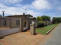 3 Bedroom 2 Bathroom House for sale in Randgate