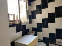 Main Bathroom of property in Brixton