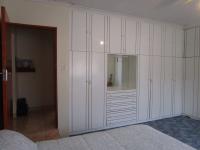 Main Bedroom - 29 square meters of property in Lenasia South