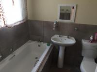 Bathroom 1 - 4 square meters of property in Albertsdal