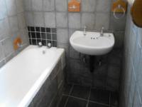 Bathroom 1 of property in Pietermaritzburg (KZN)