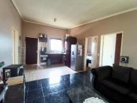 Lounges - 12 square meters of property in Norton's Home Estates