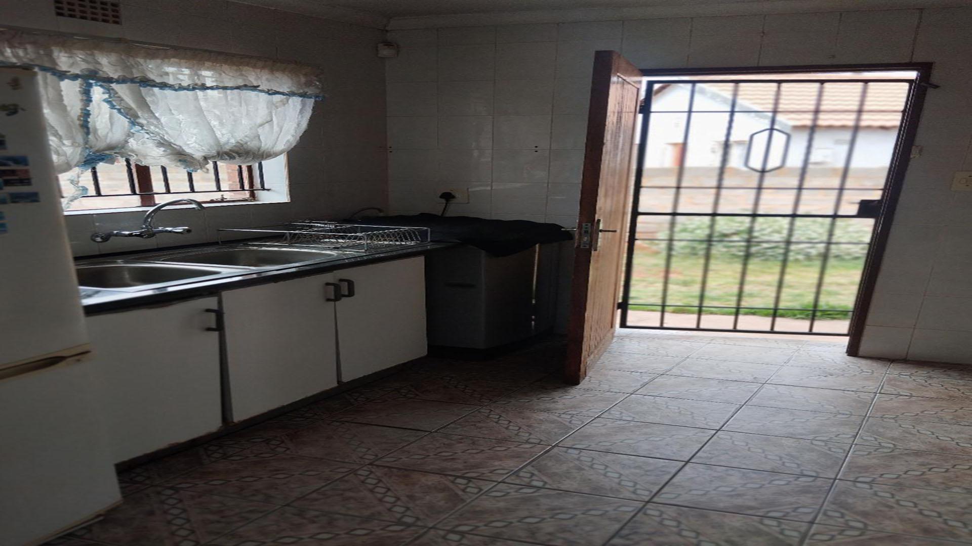 Kitchen of property in Lenasia