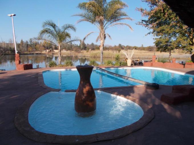 Farm for Sale For Sale in Modimolle (Nylstroom) - MR197526