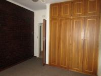 Bed Room 1 - 12 square meters of property in Brackenhurst