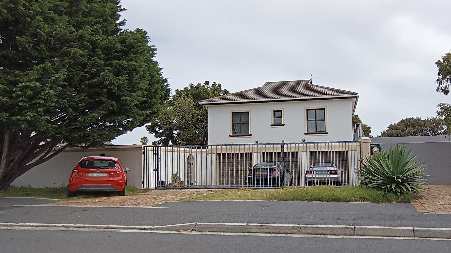 Front View of property in Noordhoek