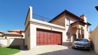 4 Bedroom 2 Bathroom House for Sale for sale in Rua Vista