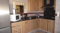 Kitchen of property in Mackenzie Park