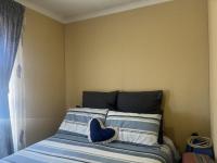 Bed Room 1 - 7 square meters of property in Alberton