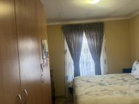 Bed Room 2 - 8 square meters of property in Alberton