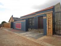 4 Bedroom 2 Bathroom House for Sale for sale in Protea Glen