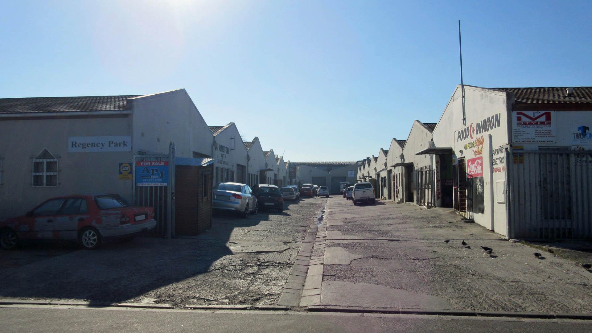 Front View of property in Lansdowne