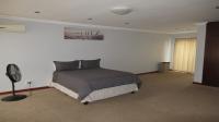 Main Bedroom - 53 square meters of property in Willowbrook