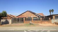 Front View of property in Daveyton